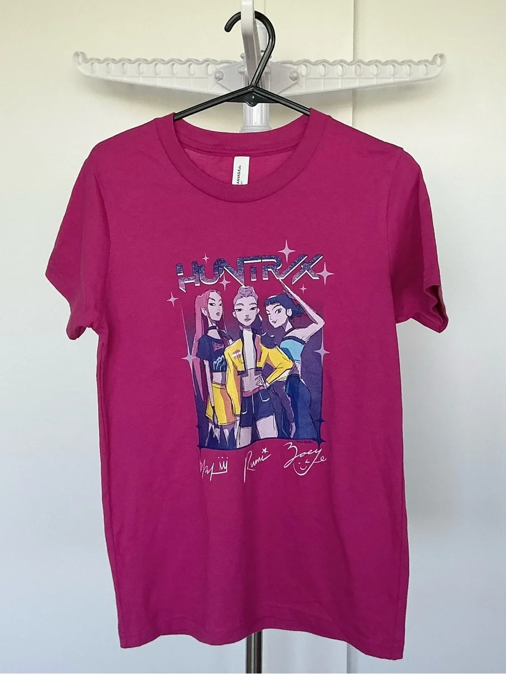 Girl 10-12 *NEW* KPop Demon Hunters Pink Graphic Tee